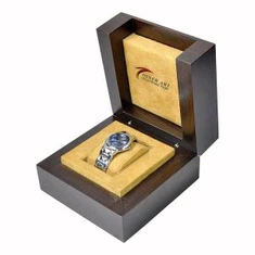 Viengubas rudas blizgusis fanerinis medinis žiūrėti langas